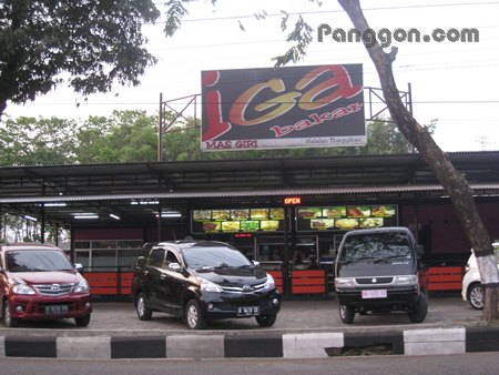 Iga Bakar Mas Giri