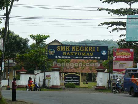 Sekolah SMK Negeri 1 Banyumas