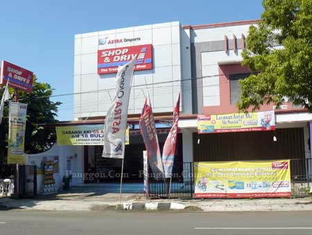 Astra Otoparts Shop & Drive Cilacap