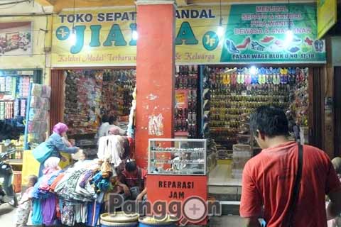 Toko Sepatu dan Sandal "JIANFA" Pasarwage - Purwokerto