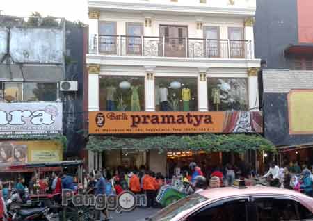 Toko Batik Pramatya Malioboro Jogja